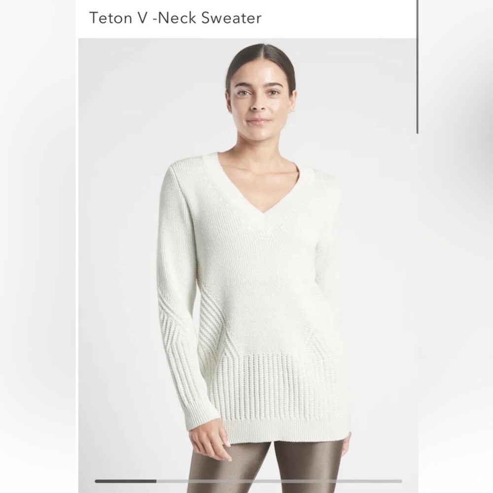 $129 NWT Athleta Teton V-Neck Sweater Dove Off White Cream XXS CYA #632078